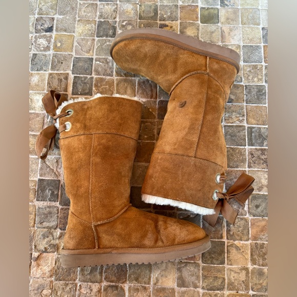 Kookaburra  by ugg Cozy Tan Suede Women's Boots - Picture 14 of 16